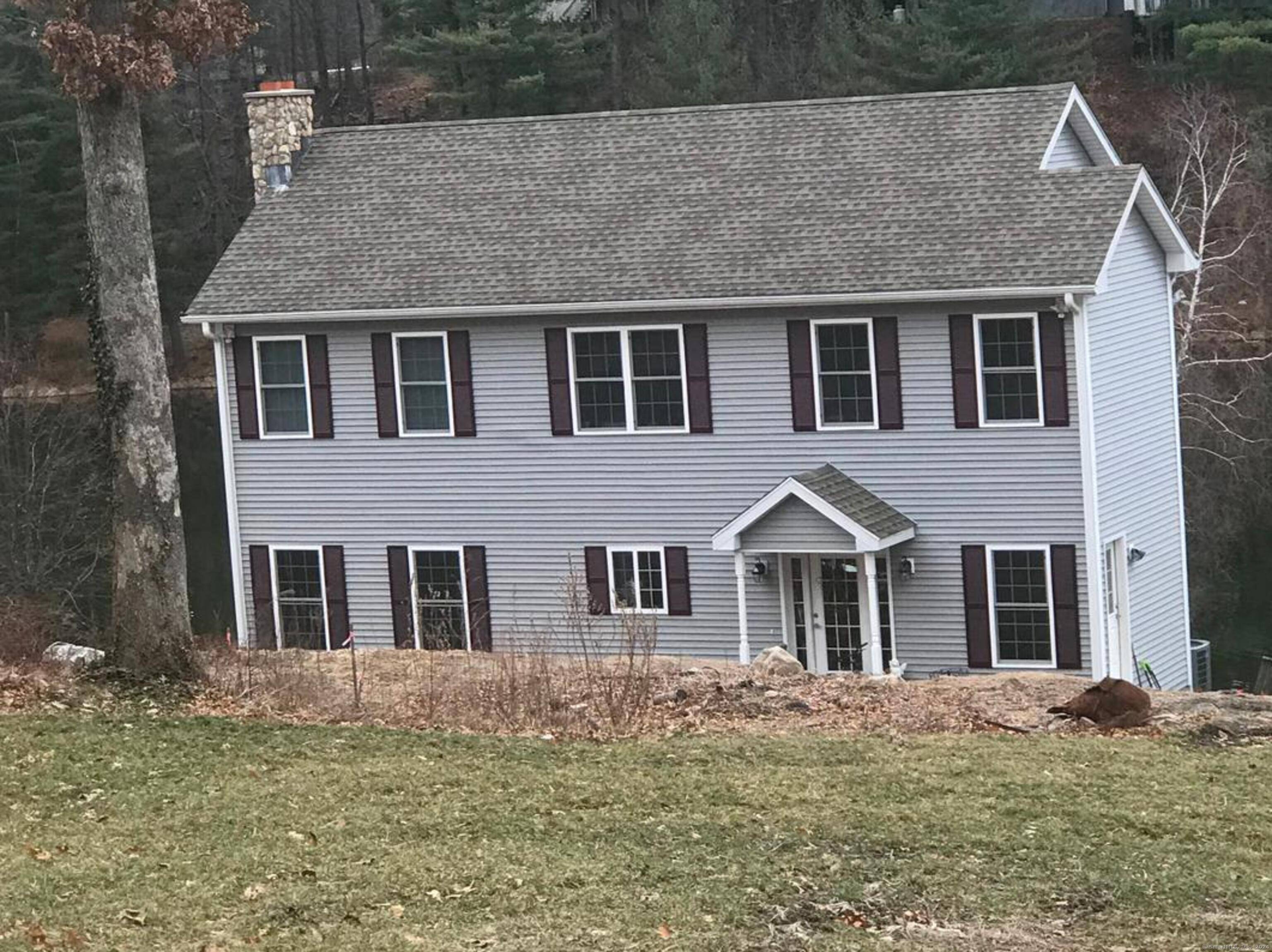 WOW WATERFRONT PROPERTY in BURLINGTON !
