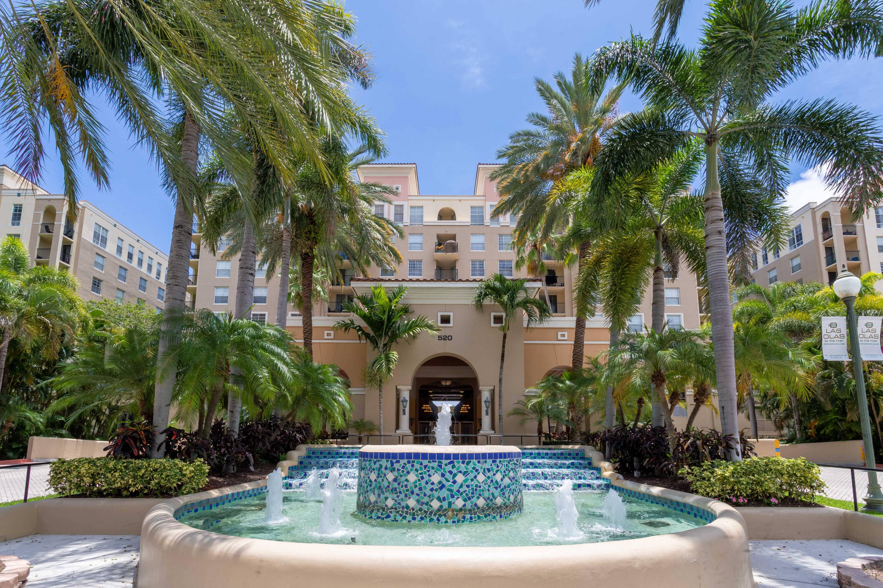 Welcome to your dream condo in downtown Ft.