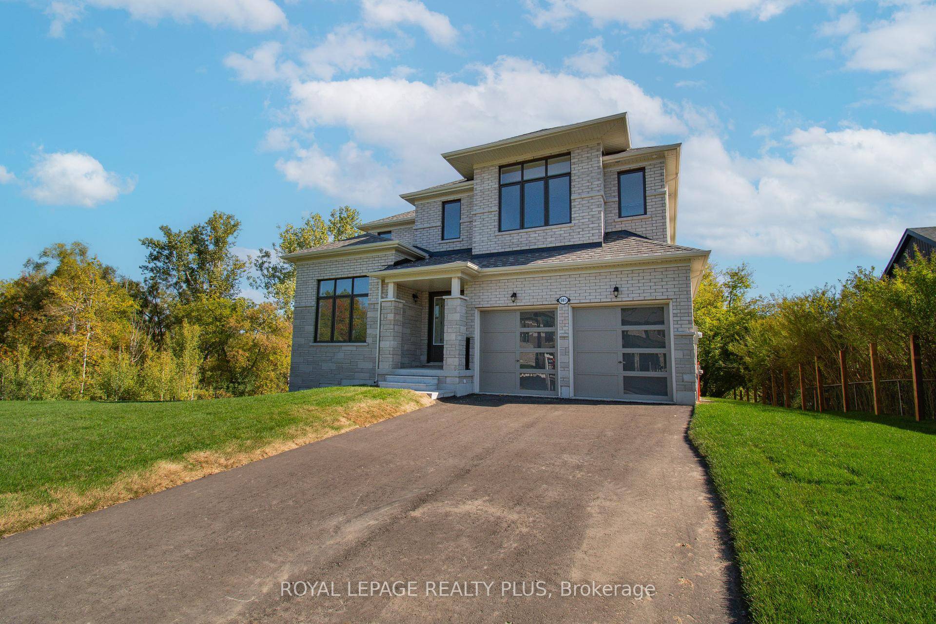 A DOUBLE LOT ON A CUL DE SAC ?