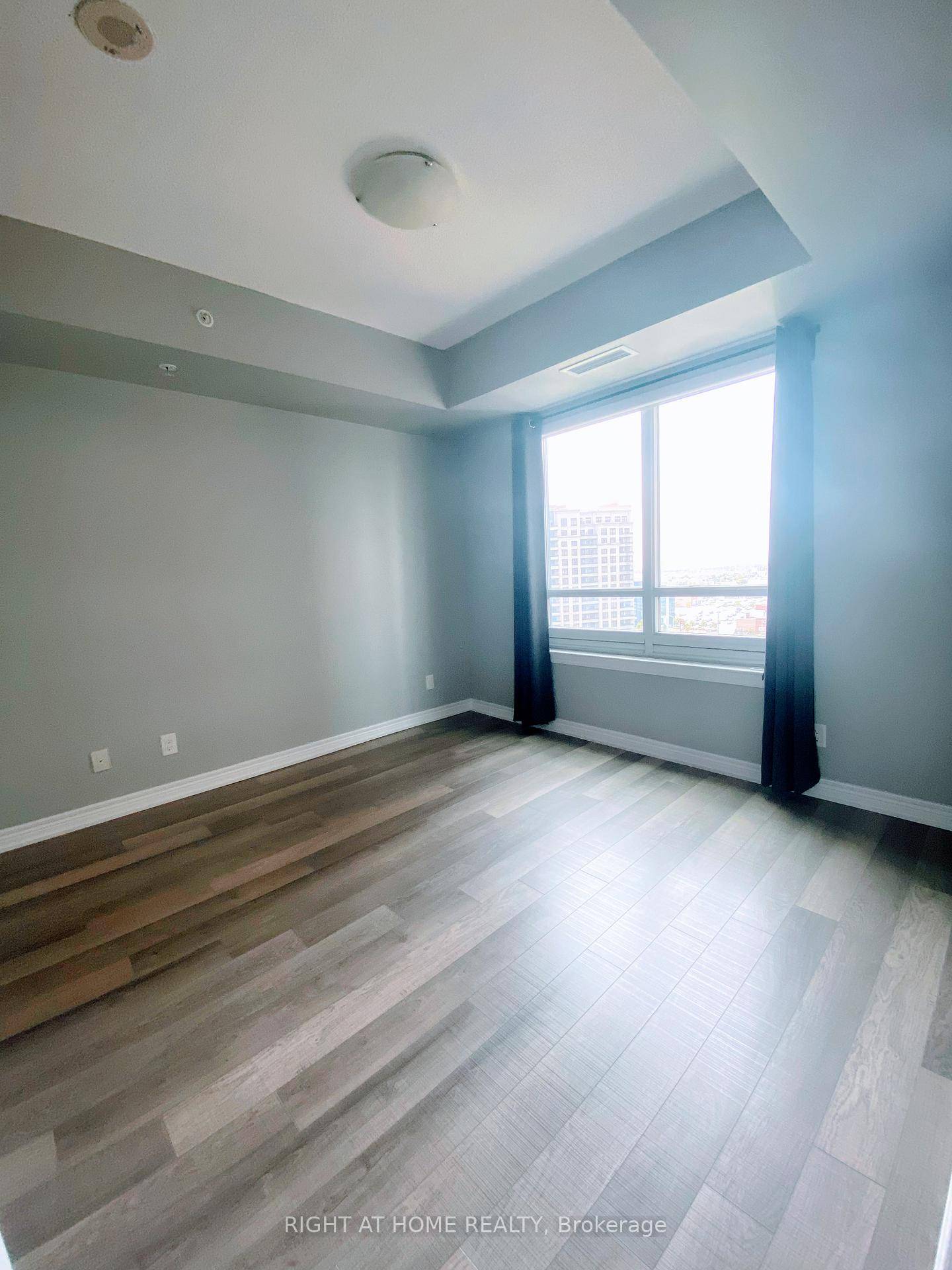 Luxurious Bellaria Tower 4, 1 1 Bedroom condo with 2 Bathrooms.