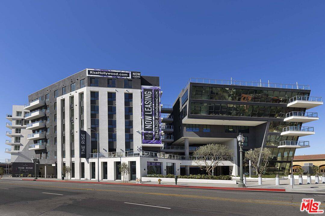1331 N Cahuenga Blvd 1BR Hollywood Hills East La