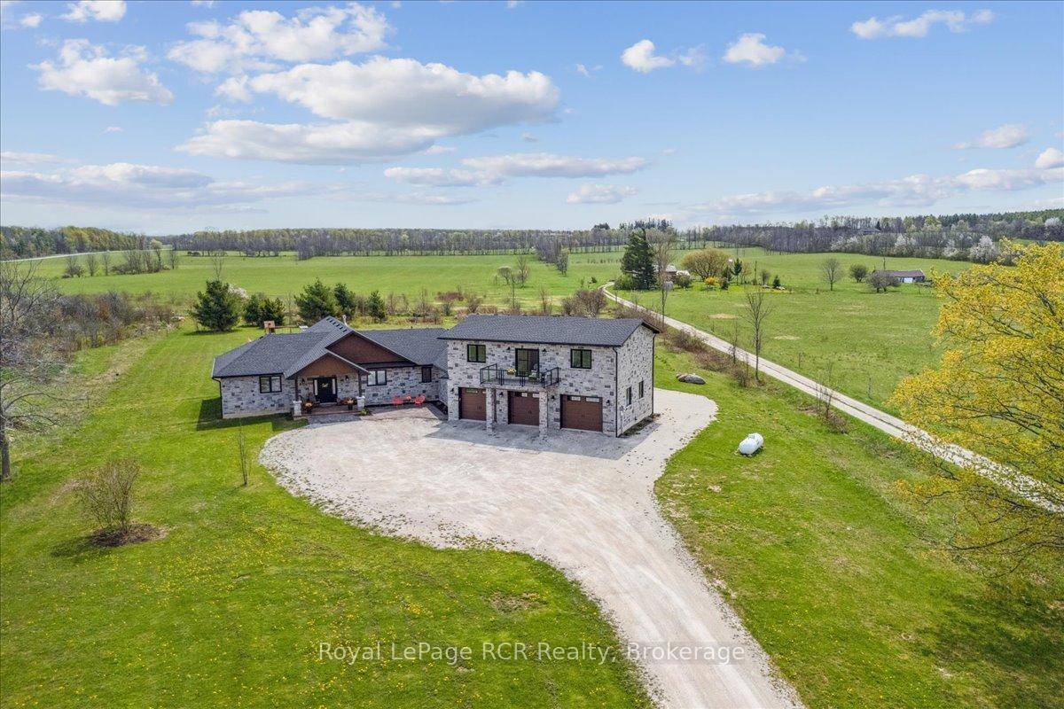 Welcome to a home that has it all, style, space, and seriously great vibes !