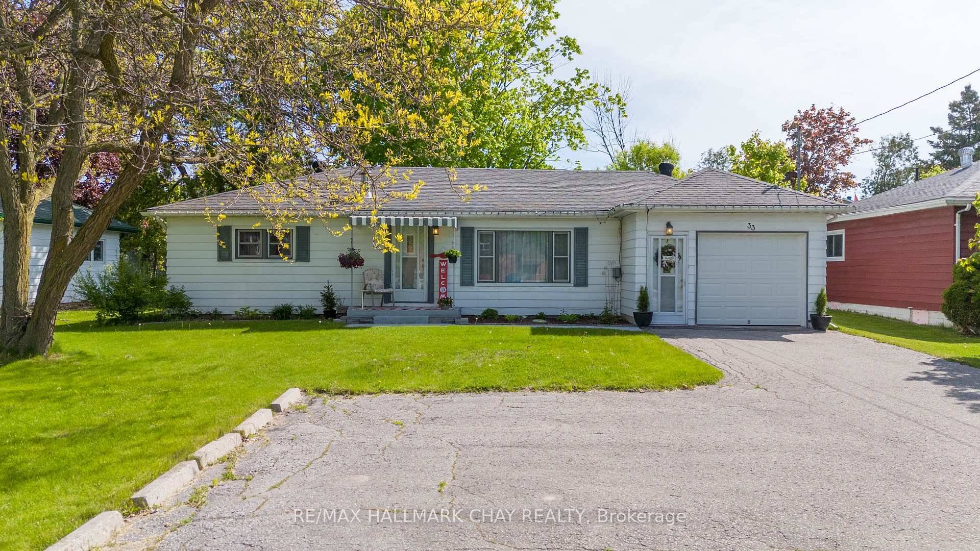 Welcome to 33 Yonge Street North, Elmvale, a charming and move in ready bungalow that offers the perfect blend of comfort, convenience and small town charm.