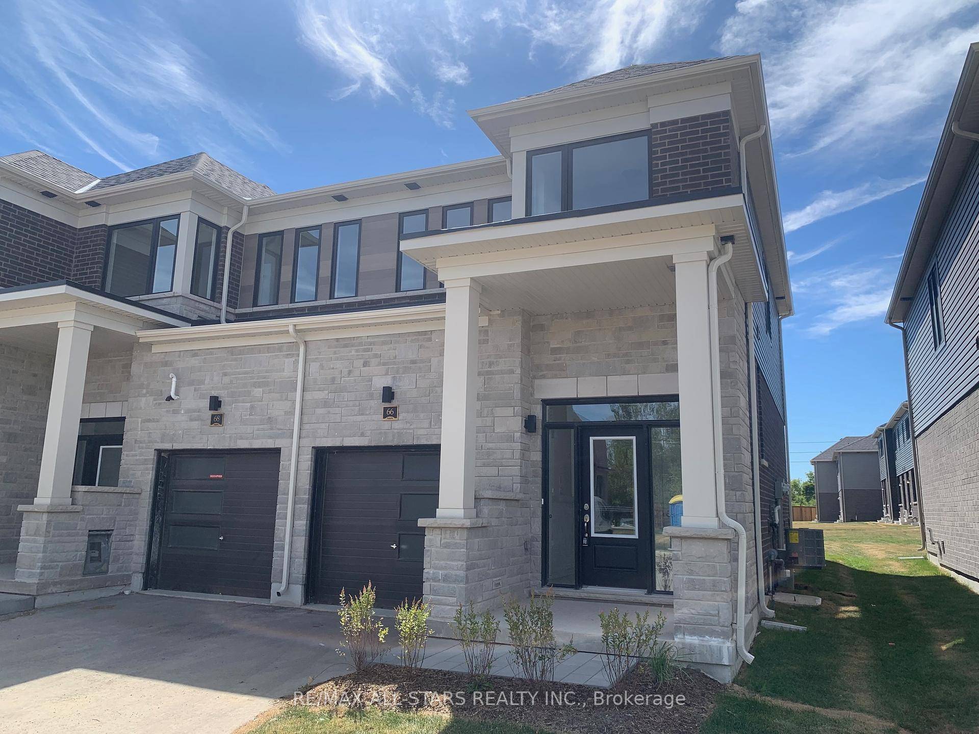 Be the first to live in this brand new executive style townhome in the growing community of Lindsay's North Ward !