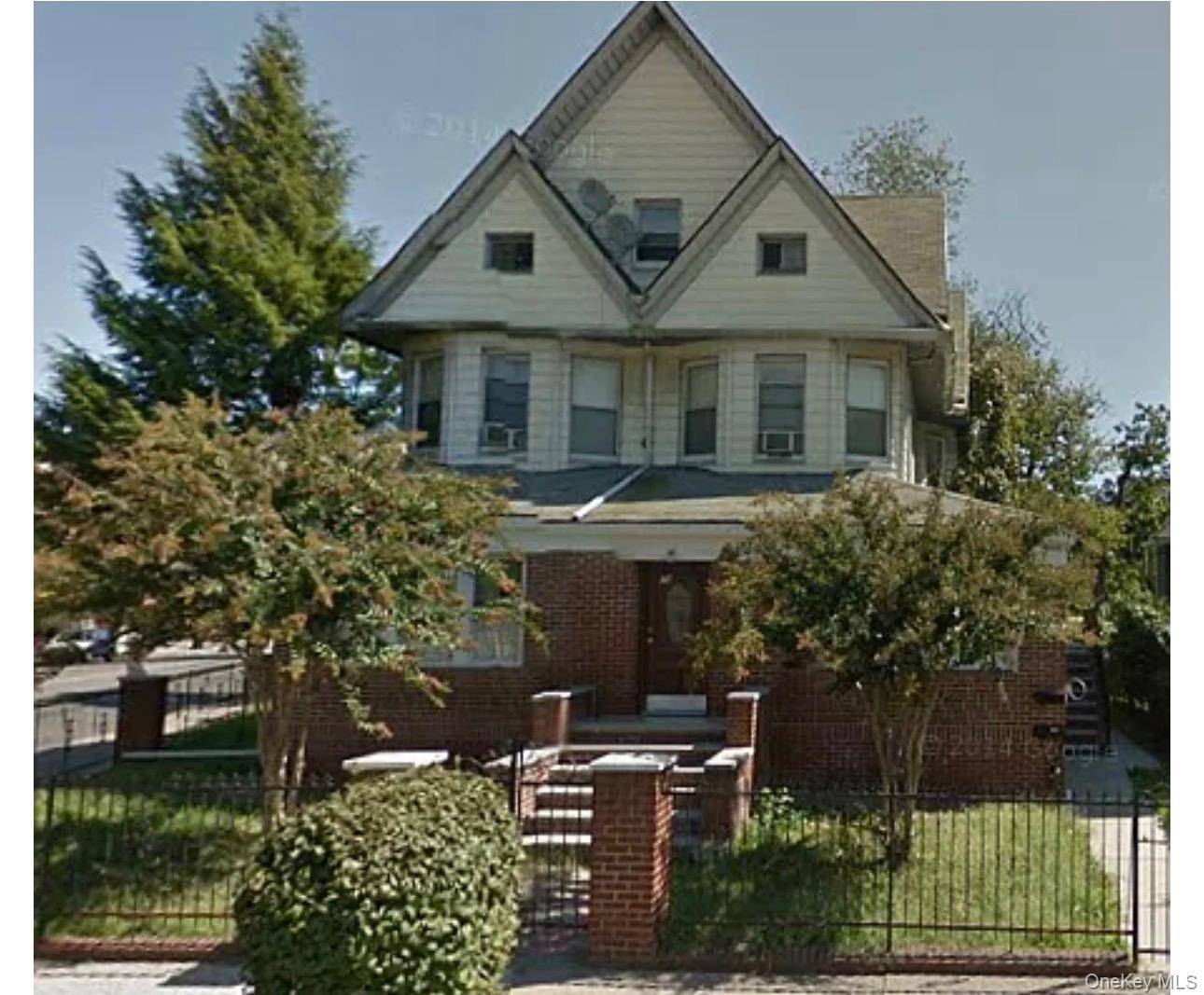 Shortsale requires thirdparty approval tenant occupied no access.