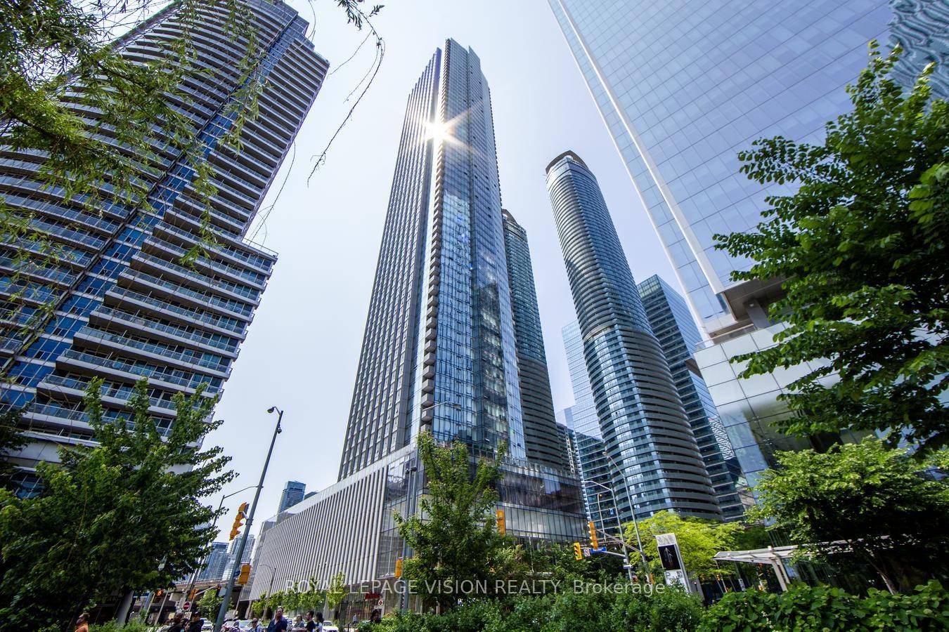 Live at one of Torontos most iconic addresses in this sleek 1 bedroom den condo at Ten York by Tridel.