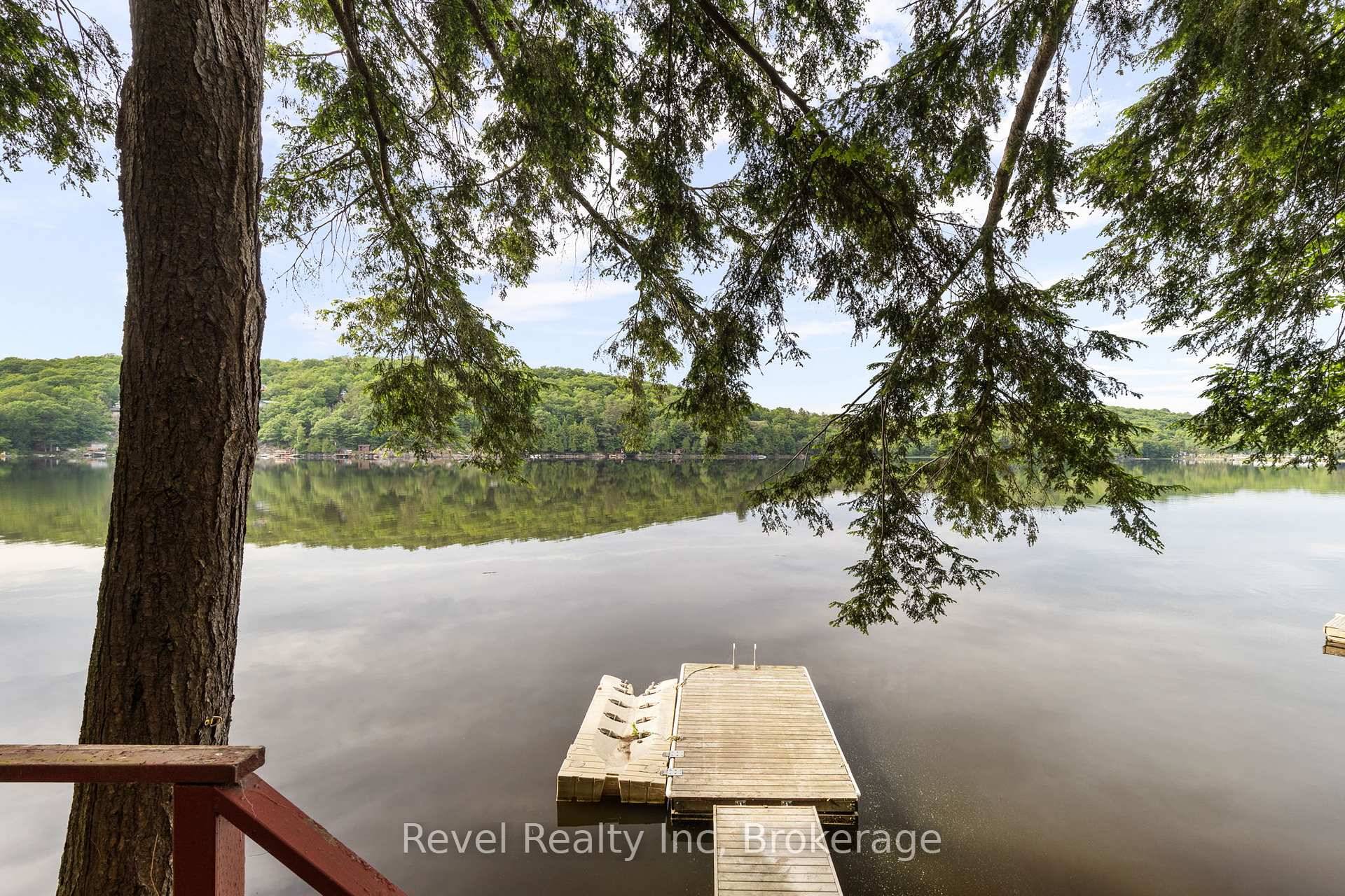 Cherished Muskoka Cottage on Sought After Three Mile LakeWelcome to your next family getaway !