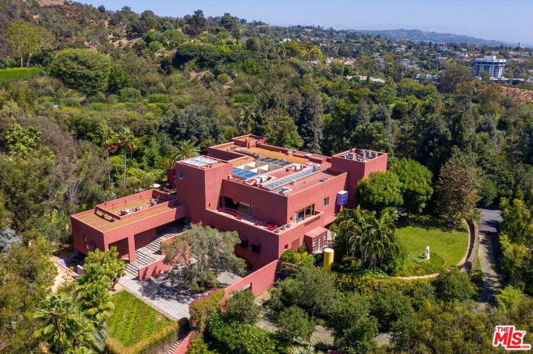 470 Layton Way 8BR Brentwood La