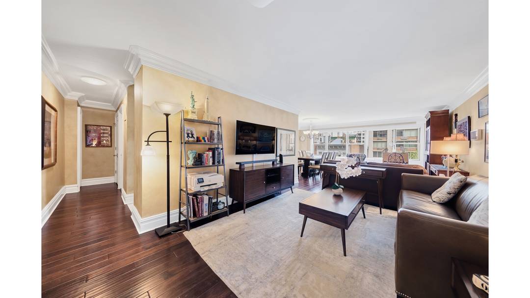 Apartment A606 is an oversized, light filled one bedroom, one bathroom home with peaceful treetop views and great natural light from large north facing windows in every room.