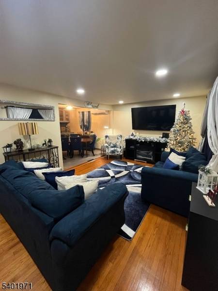 Well maintained home 4 Bedroom located in a desirable Linden neighborhood, this home combines comfort, space, and endless potential.