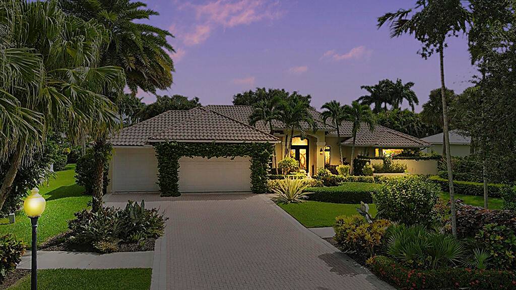 Gorgeous 4 bedroom 4. 5 bath home in the prestigious Jupiter River Estates neighborhood.
