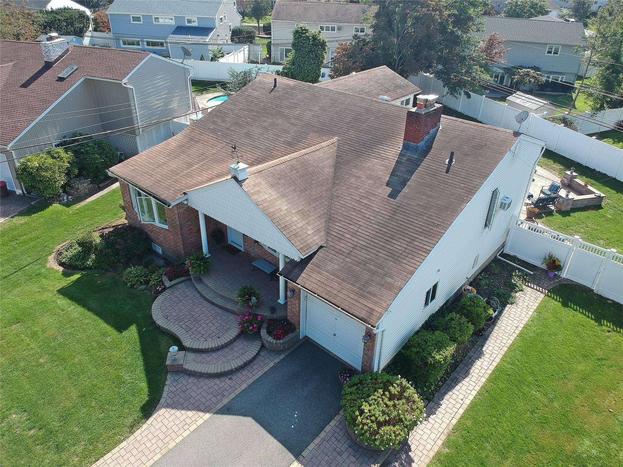 Welcome to a home that exhibits beauty, comfort, and style !
