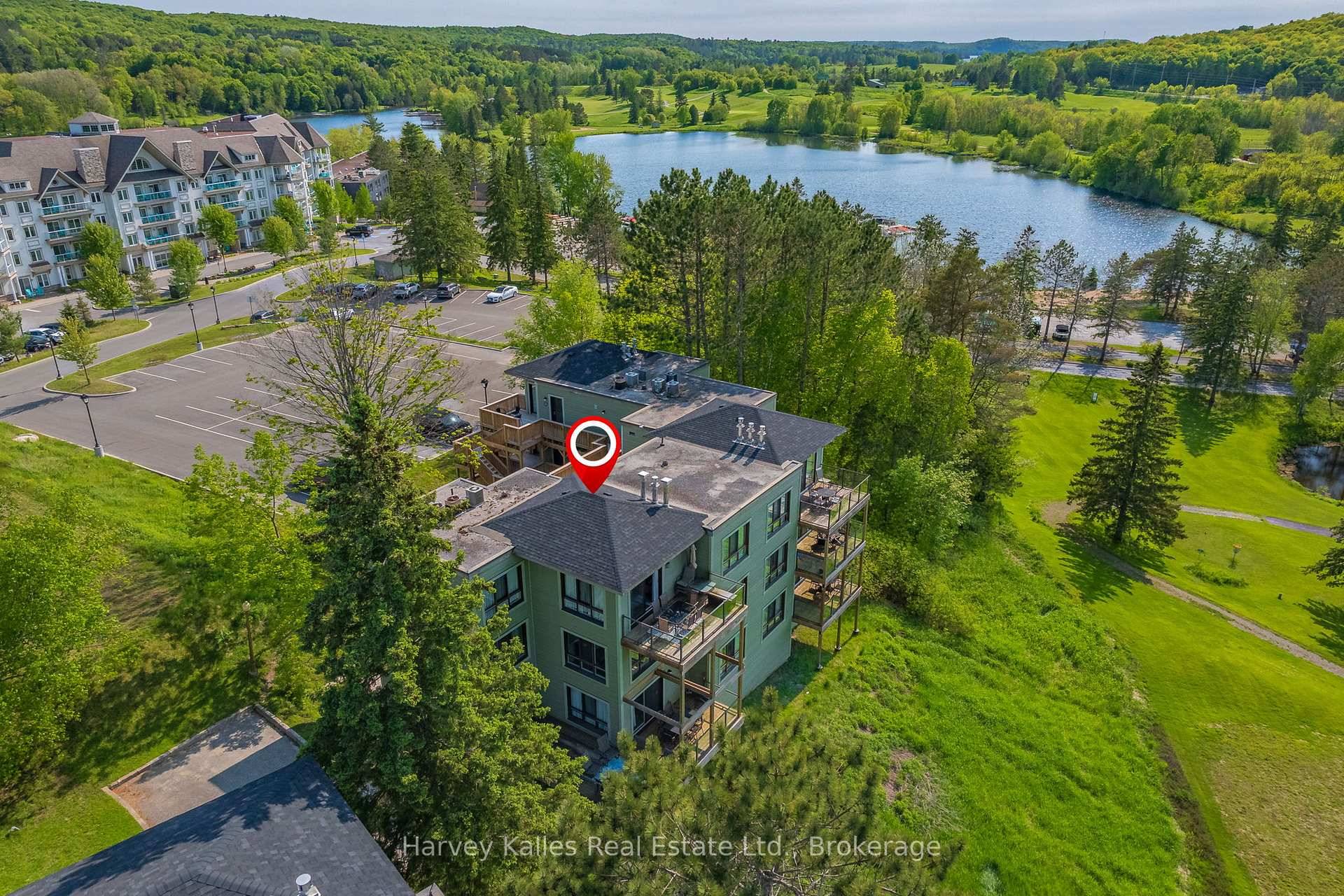 Top floor 2 bedroom, 2 bathroom condo at Deerhurst Resort, with access to Peninsula Lake and a wide array of resort amenities.