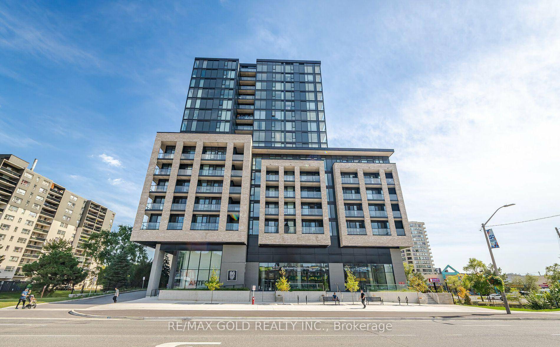 Brand new 2 bedroom 2 bath condo at Artform by Emblem Developments, located minutes from Mississauga City Centre.