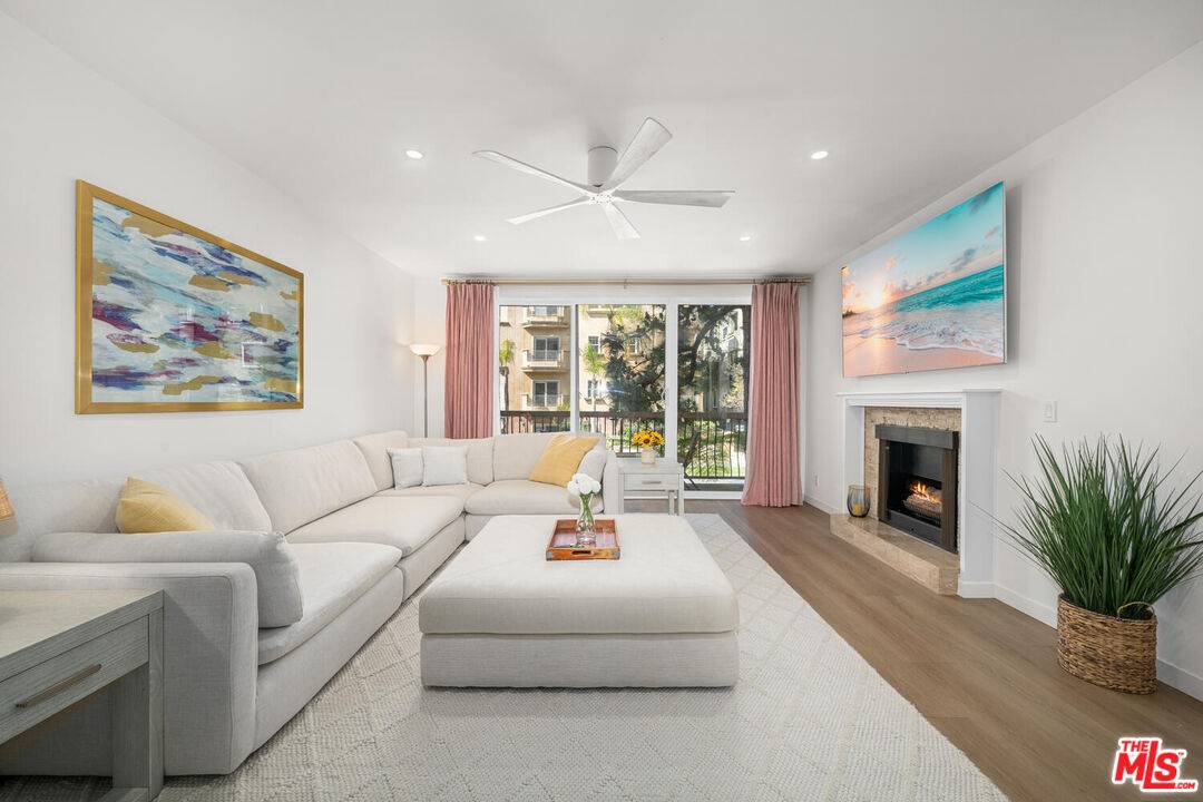 1520 Camden Ave 2BR La