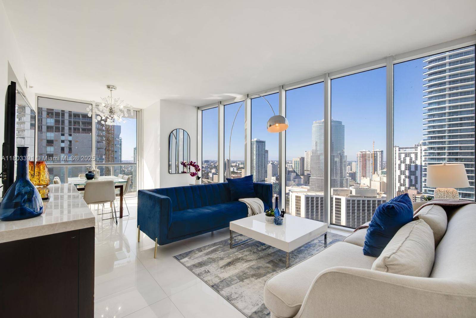 Experience world class living at Icon Brickell, one of Miami s most iconic addresses.