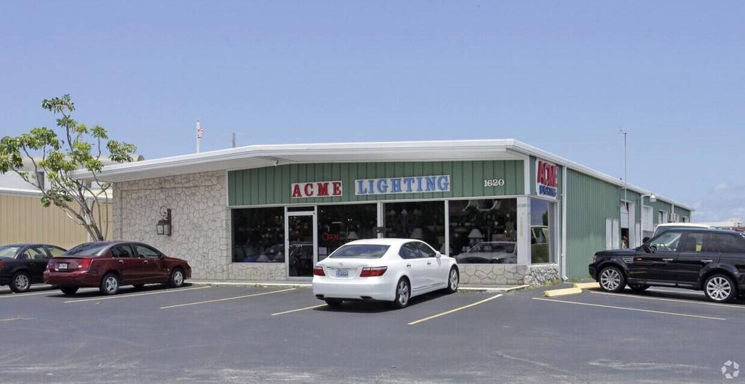 Prime mixed use C4 zoned property in the Cypress Shops District ideal for retail, industrial, or creative redevelopment.