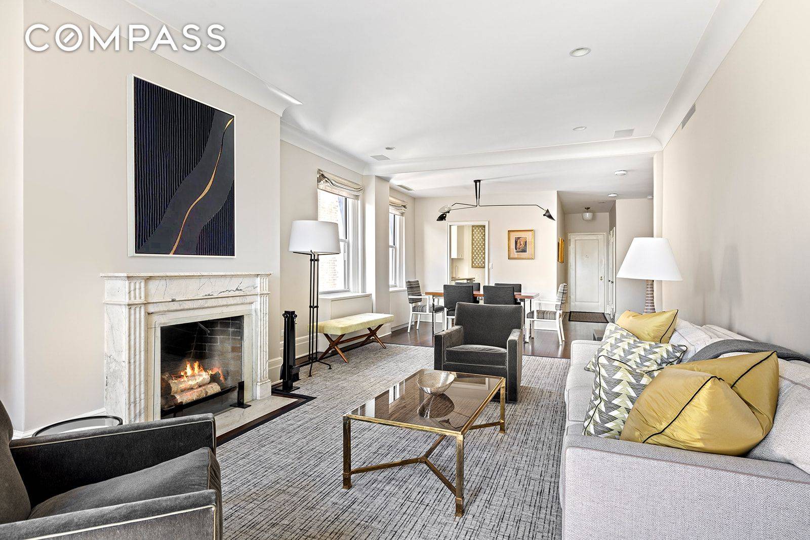 Perched atop one of Park Avenue s most distinguished pre war cooperatives, Penthouse B at 969 Park Avenue is a masterclass in understated luxury and modern convenience.