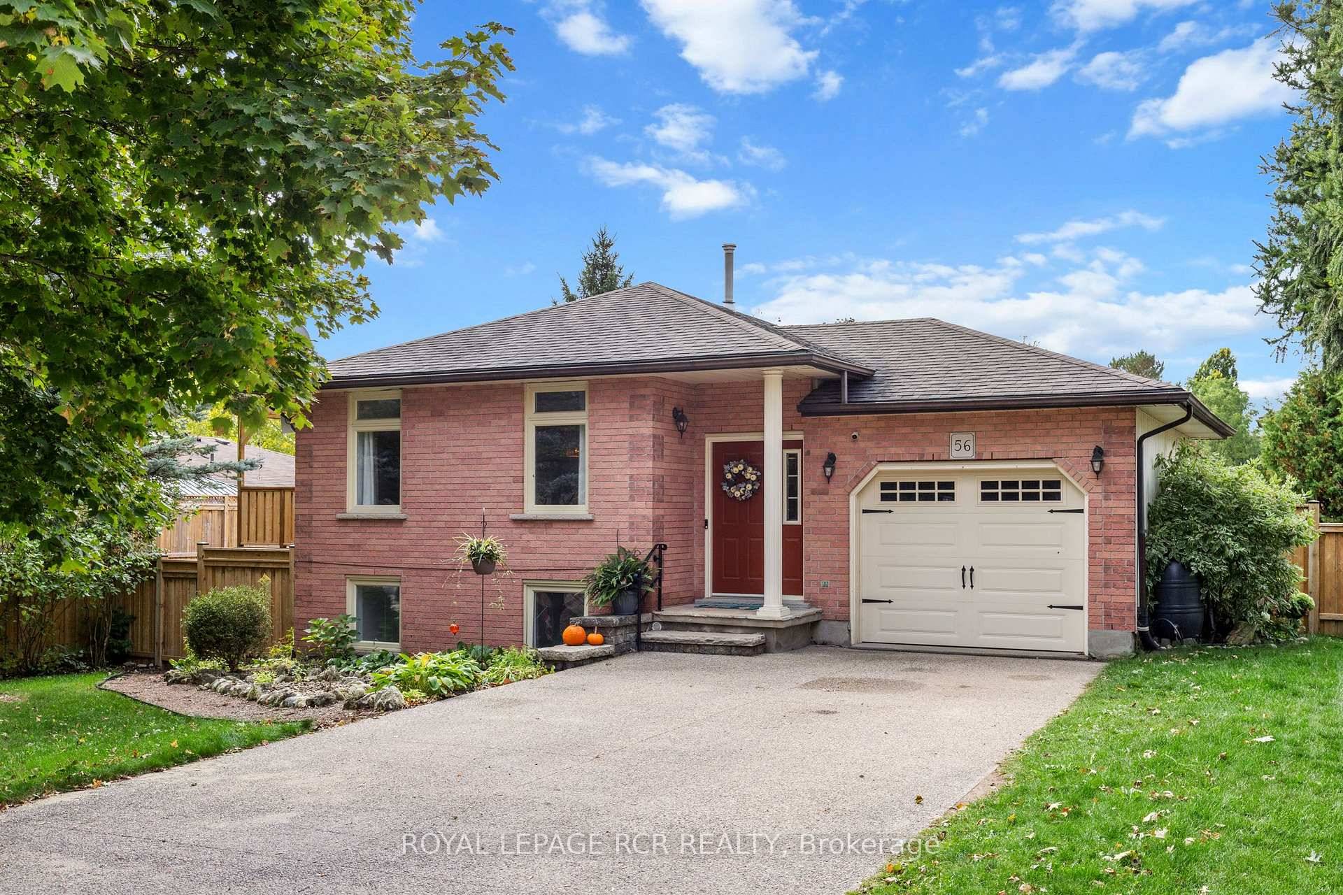 Welcome to this beautifully maintained raised bungalow nestled on a quiet crescent, just steps from local amenities in charming Elora.