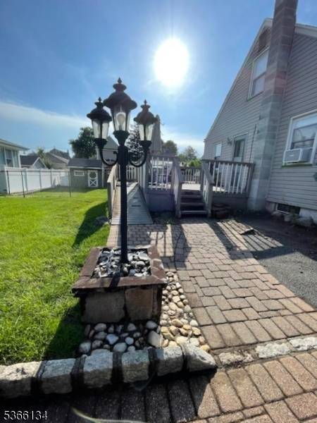 This charming 4 bedroom, 2 full bath home is nestled on a 75x100 lot.