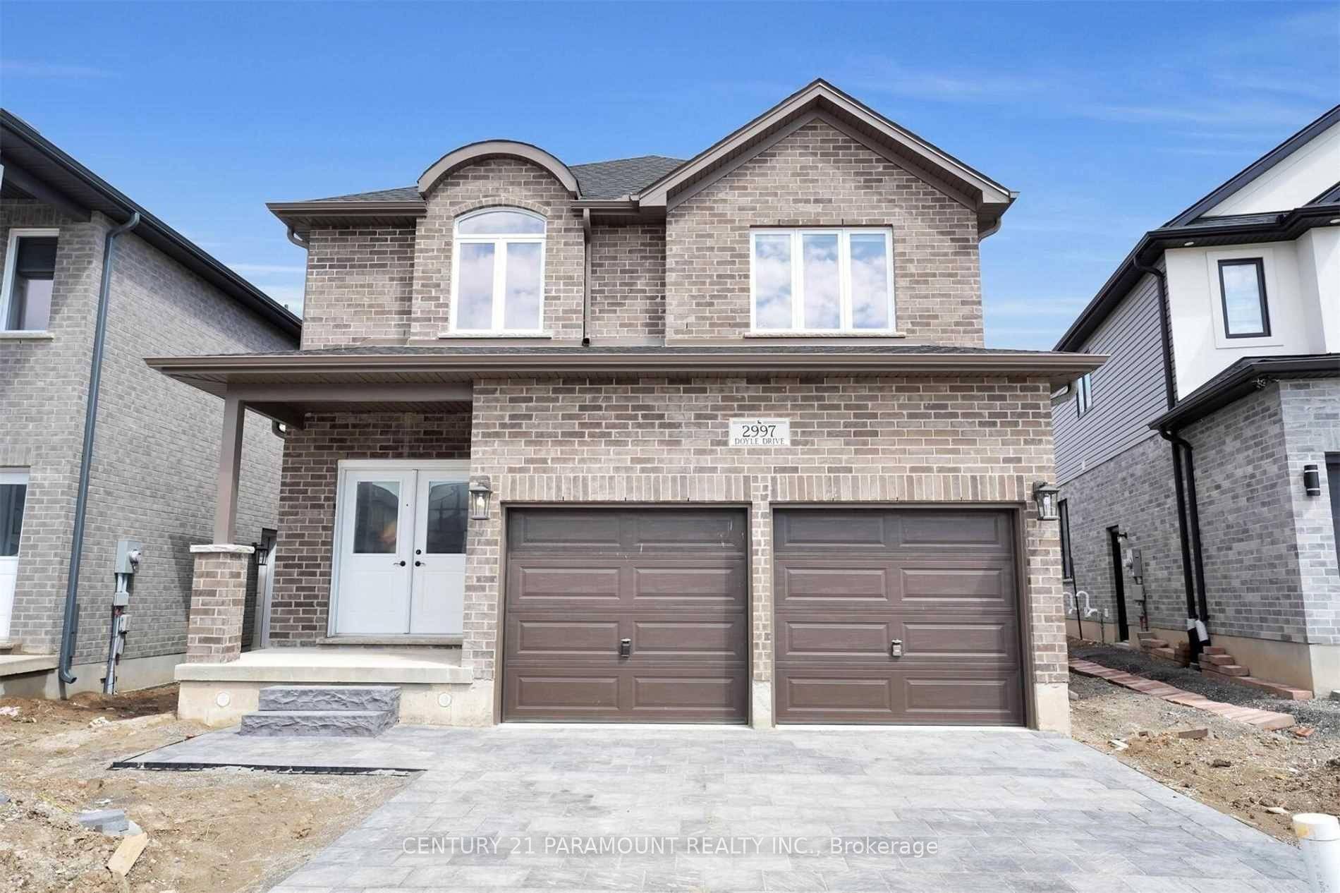 This stunning two storey Open Concept 4 Beds and 3.
