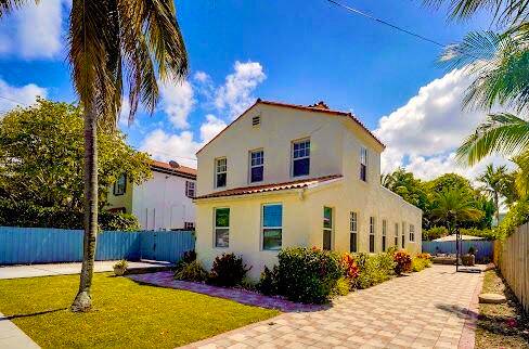 Rare opportunity to own a piece of Delray Beach history !