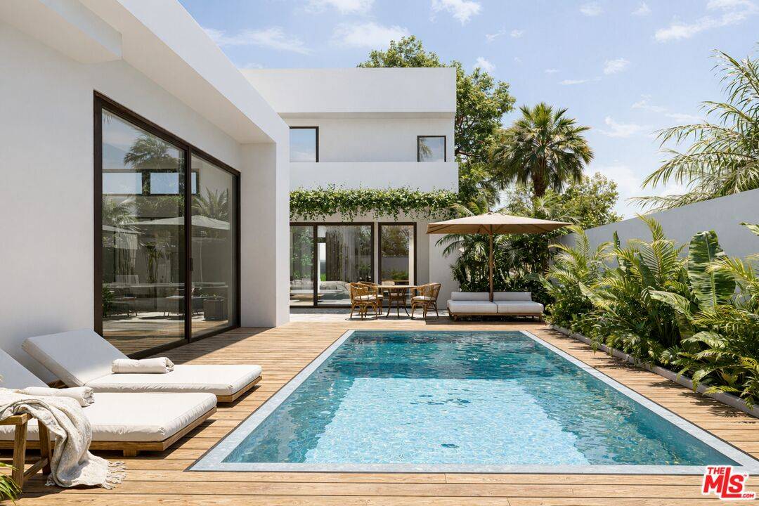 645 N Gardner St Hancock Park La