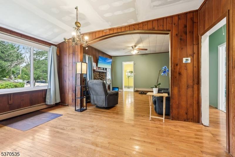 Welcome to 101 Seminole Ave a charming expanded ranch offering a spacious and versatile layout perfect for comfortable living.