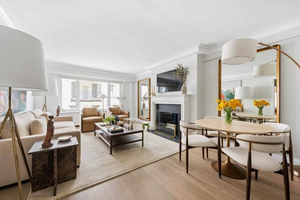 Move right into this high floor E line residence, perfectly positioned just off Fifth Avenue across from the legendary Frick Collection in one of the Upper East Side s most ...