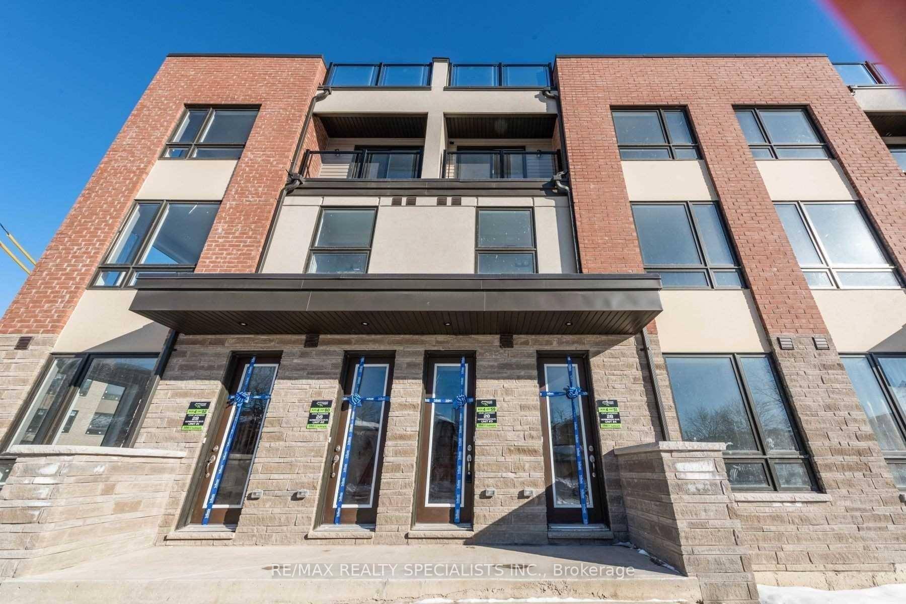 3Br. Townhome With Modern Finishes And Breathtaking Private Rooftop Terrace.