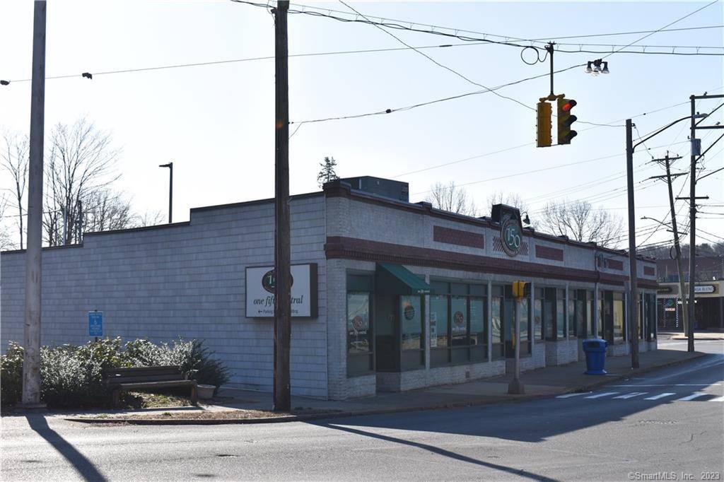 6, 425 Sq. ft. strip plaza with up to 6 economic units on Lot 41 5 0.