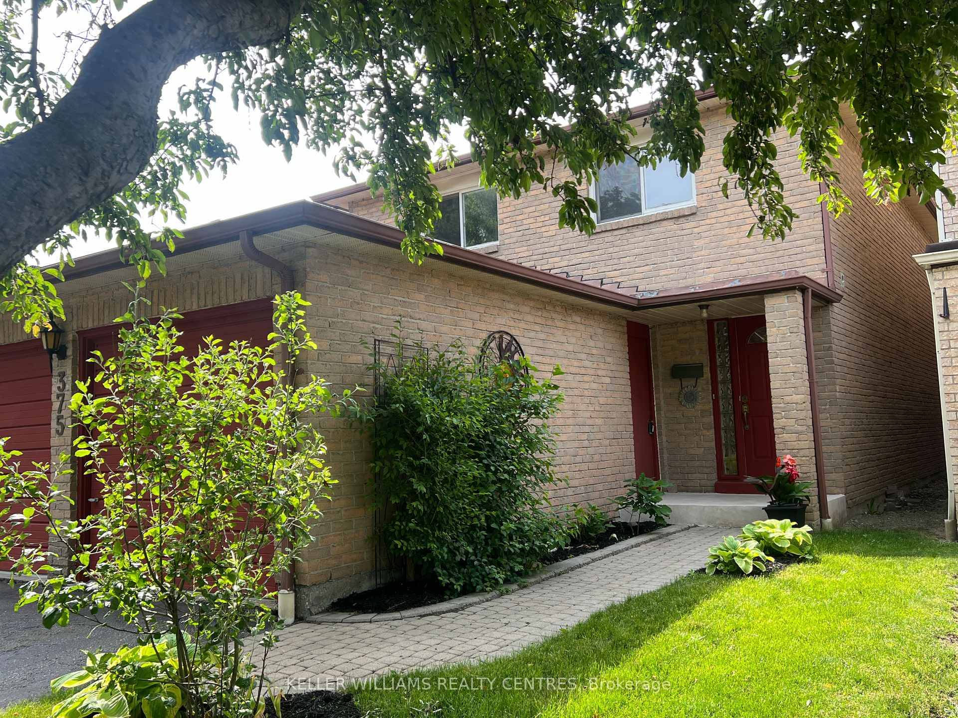Welcome to 375 Huntsmill Boulevard, a 3 bedroom, 2.