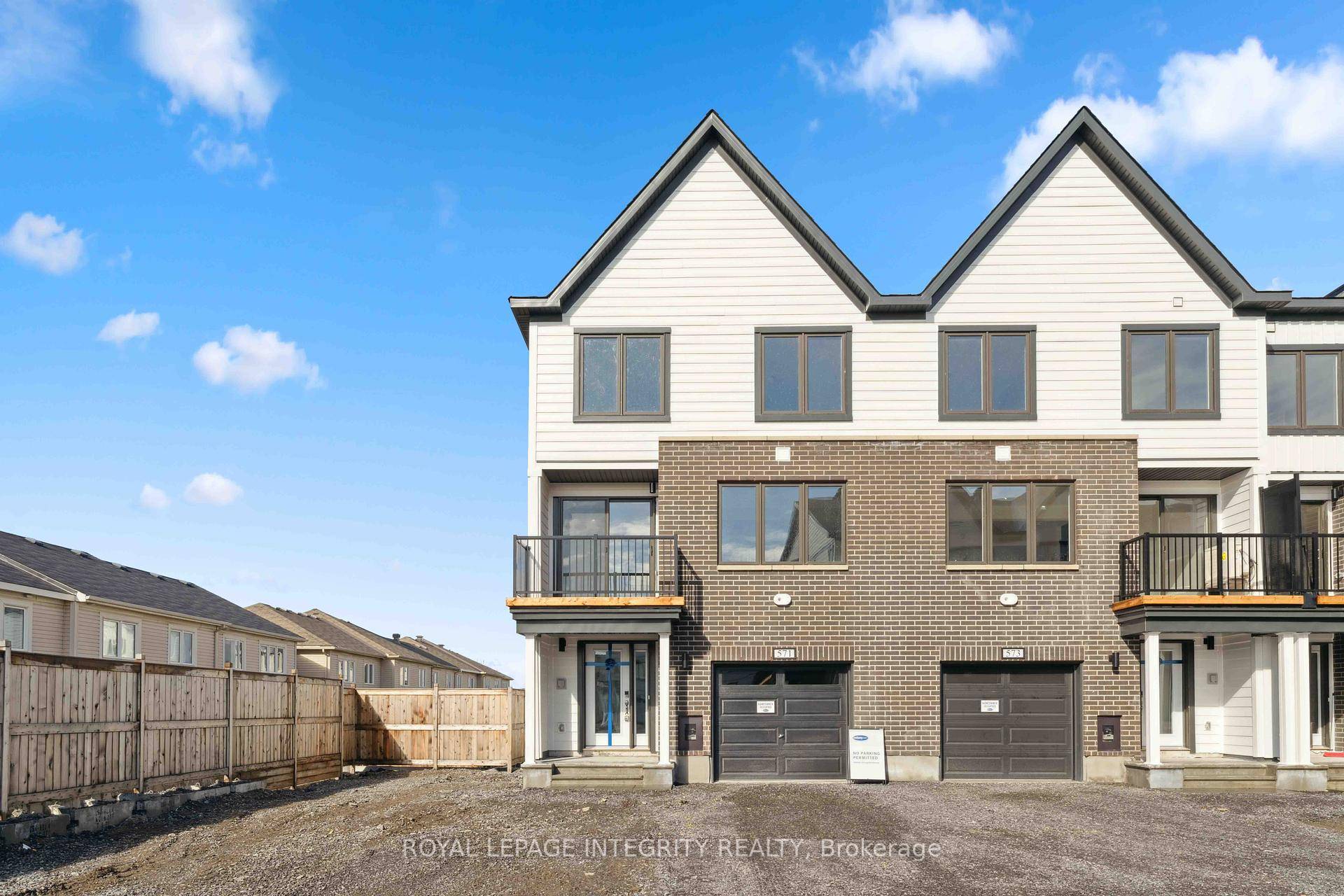 Newer End unit townhouse with a side yard !