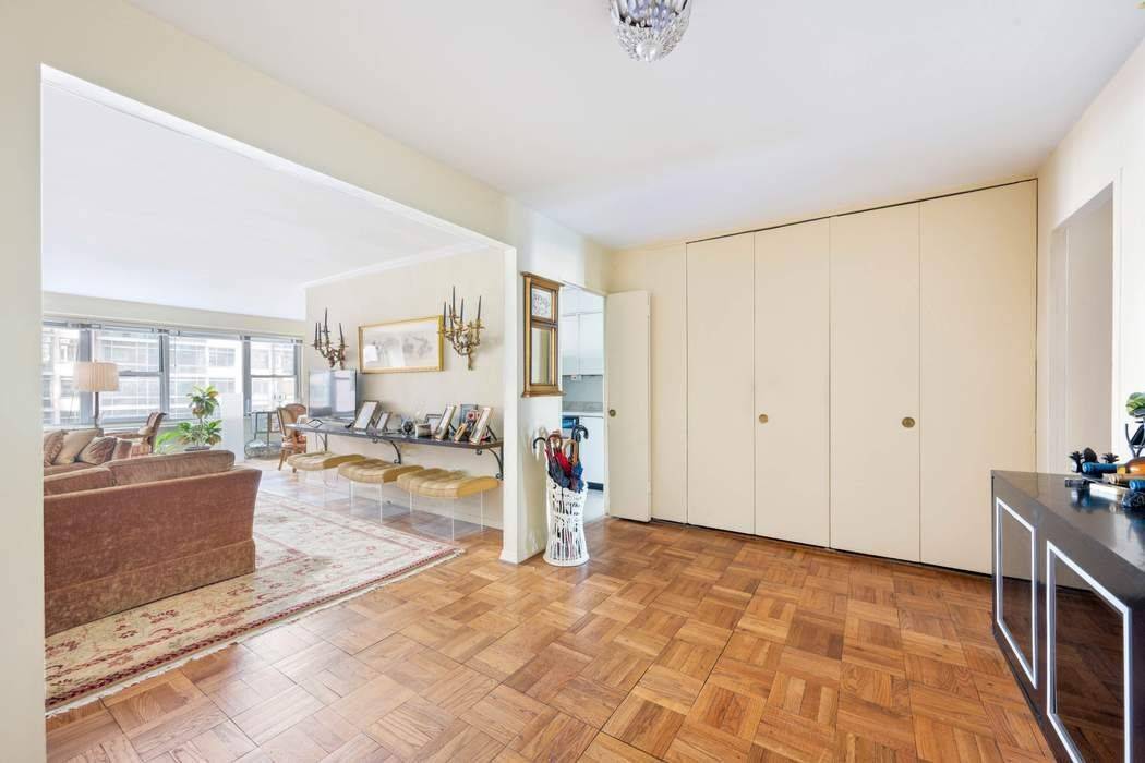 360 East 72nd Street, is located along one of the most coveted corridors of the upper east side.