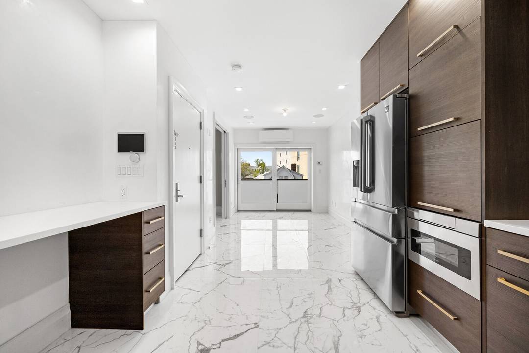 Welcome to this stunning, brand new four family building an exceptional investment opportunity or the perfect home for an end user in prime Midwood.