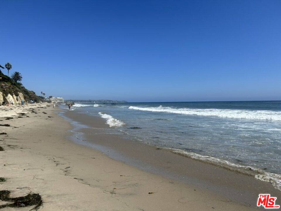 31888 Sea Level Dr Malibu La