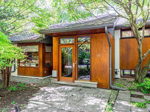 Luxury Architectural Retreat in the Exclusive Donalda Golf Club Enclave Set in one of Torontos most prestigious neighbourhoods, this bespoke residence offers a rare blend of architectural sophistication and natural ...