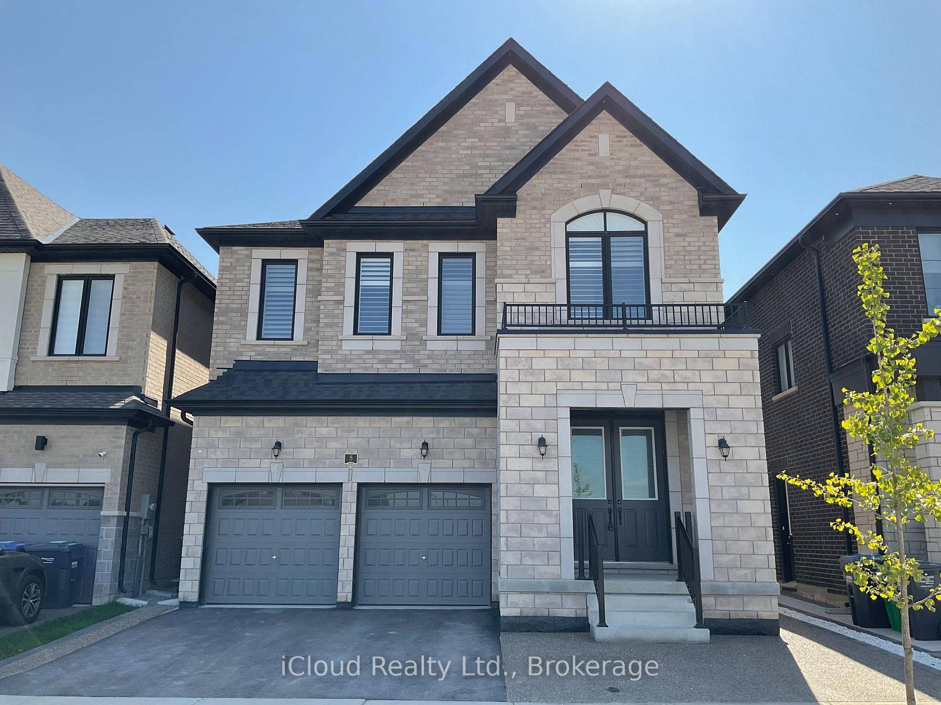 New Detached Home 4 Bedrooms 4 Washrooms 2 Car Garage In The Prestigious Community Of Caledon.