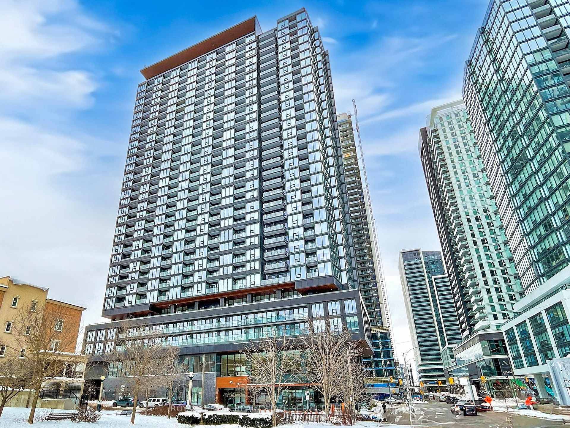 Zen King West Condos is a development by Centre Court located at Strachan Ave.