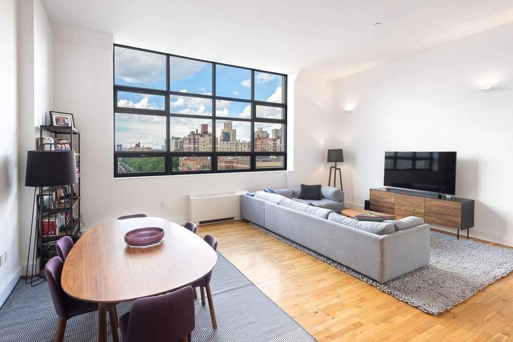 Welcome to 918 at 360 Furman Street !