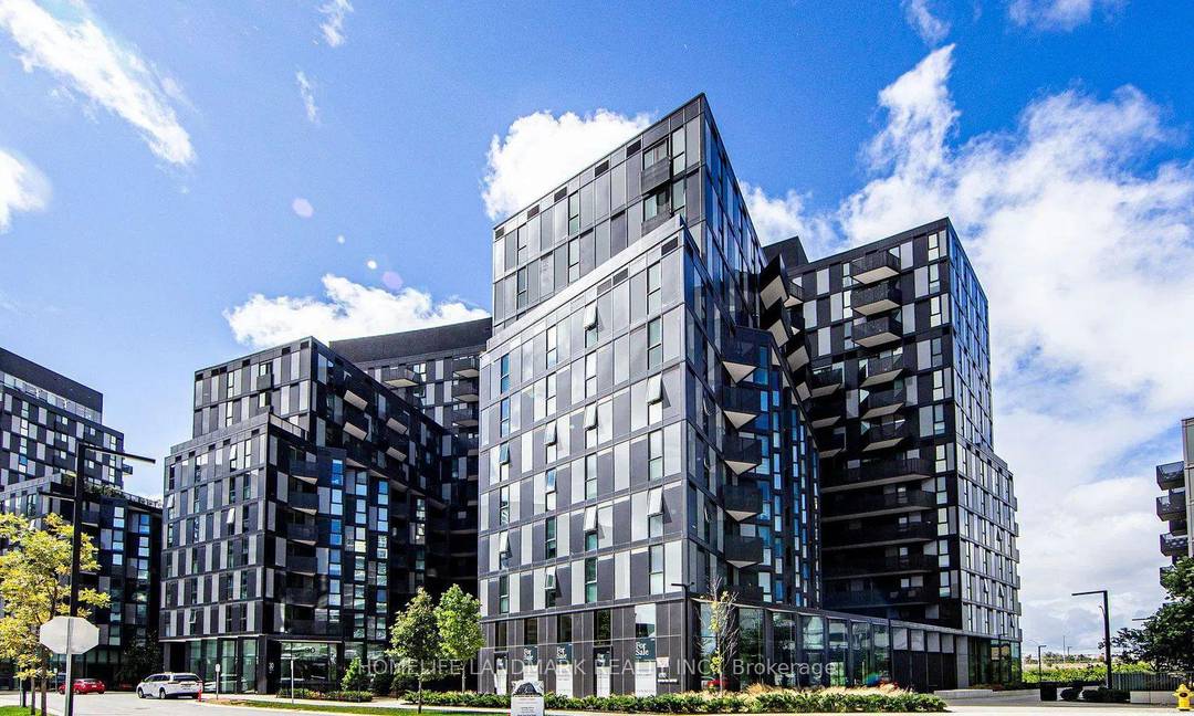 Modern Furnished 1 Bedroom, 1 Bath Condo for Lease in North York.