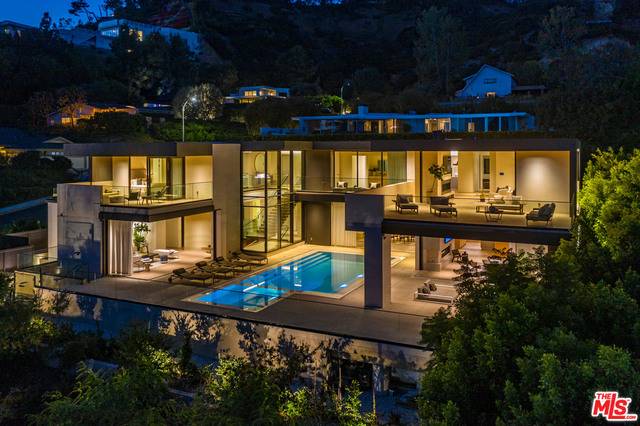 9255   Swallow Dr Hollywood Hills East LA