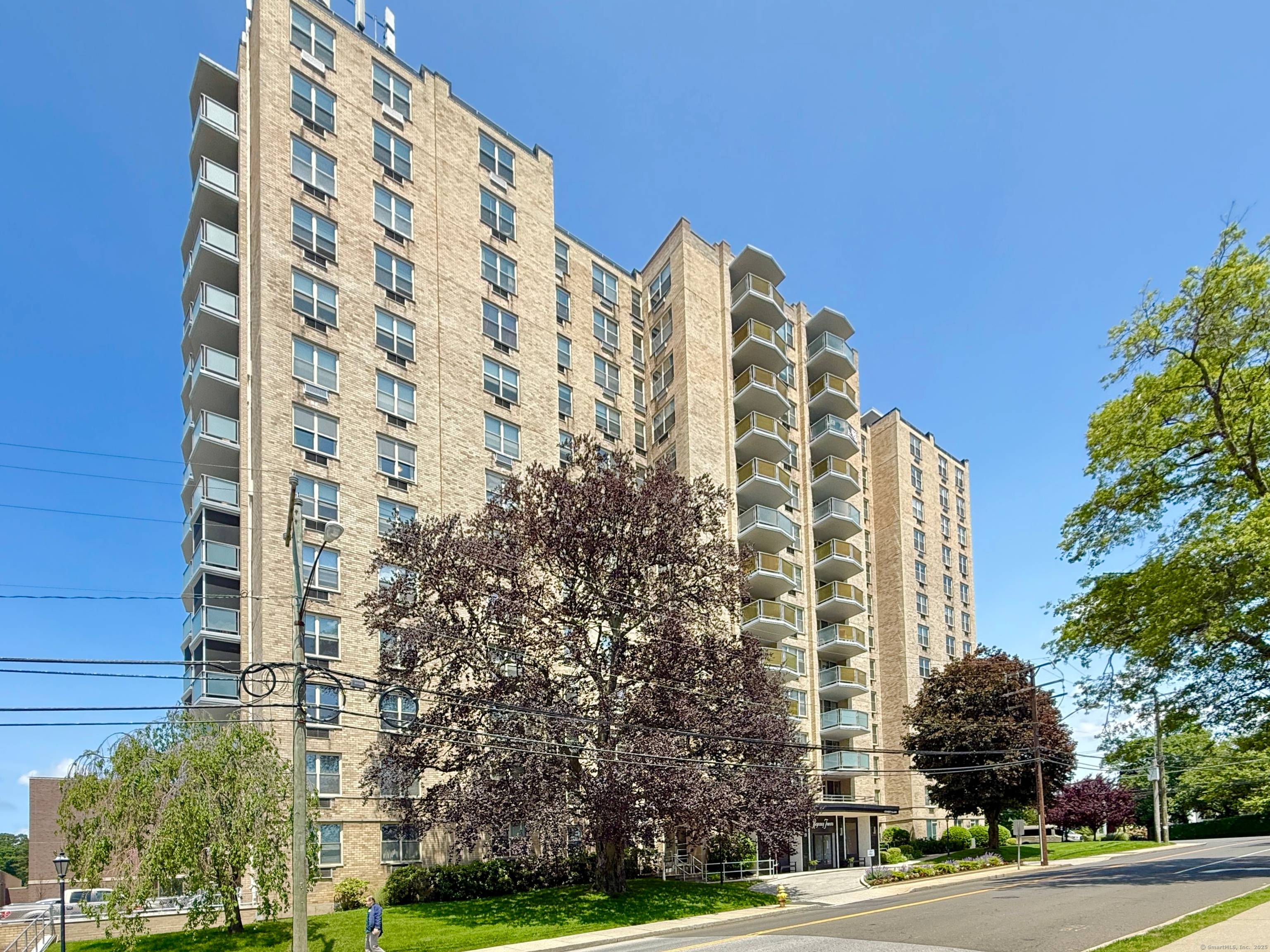 Attractive updates ez spacious one level living 1300 square feet, and of course, a convenient location, perfectly describes this wonderful 2 BR, 2 BTH Regency Towers condo !