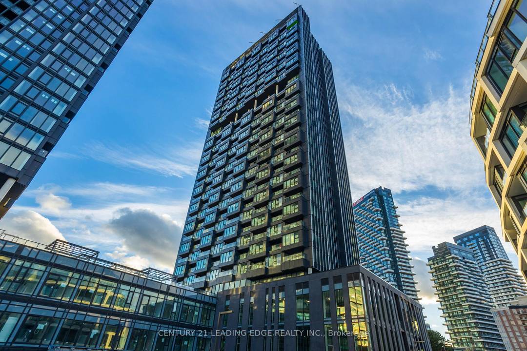 Welcome to This Brand New Never Lived In 2 Bed 2 Bath Unit At One Crosstown.