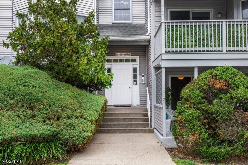 Charming 2 Bedroom, 2 Bath Condo in Desirable Garret Heights in Paterson, NJ.