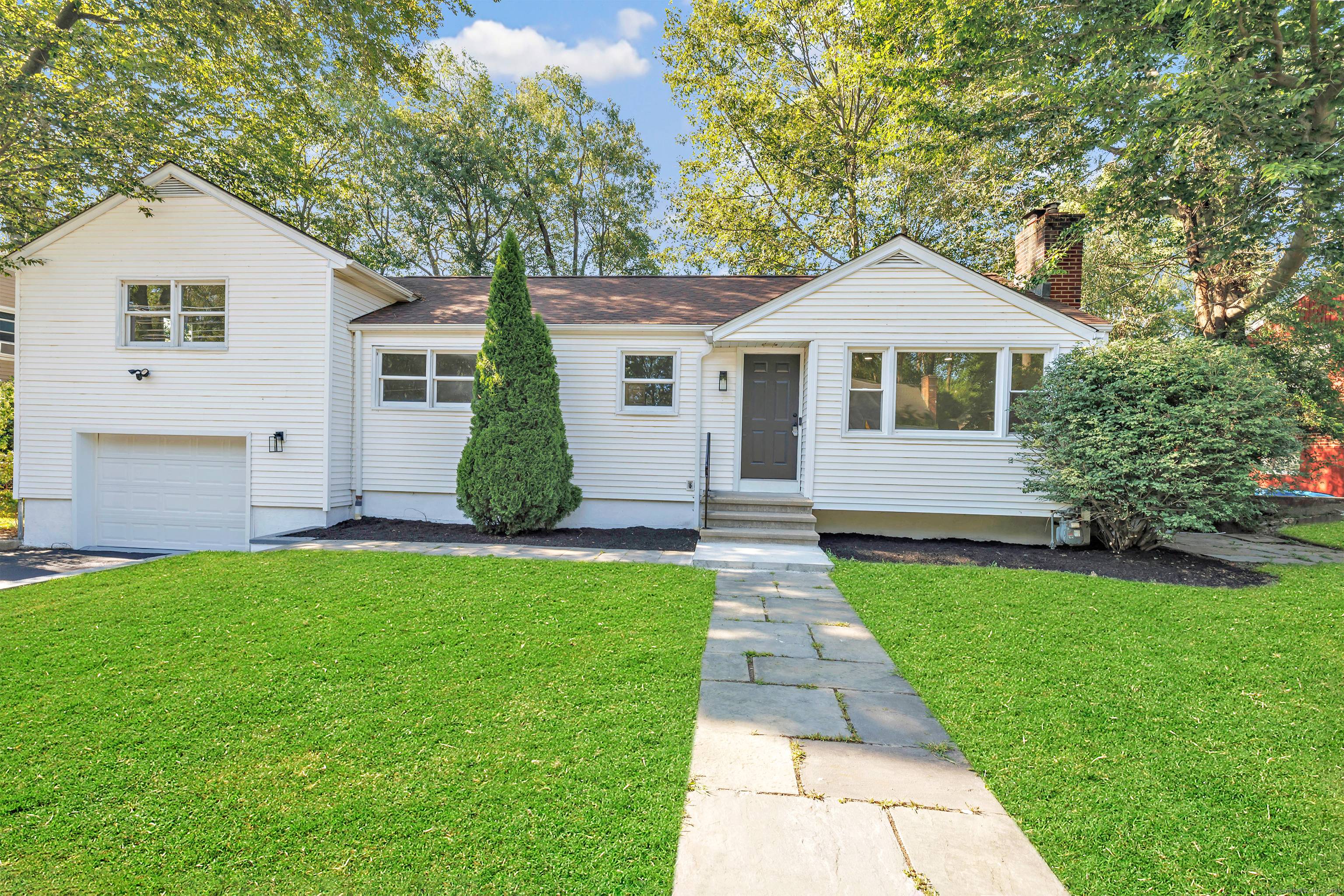 Newly renovated over 2100 sqft single family residence located in Bridgeport's friendly North End neighborhood.