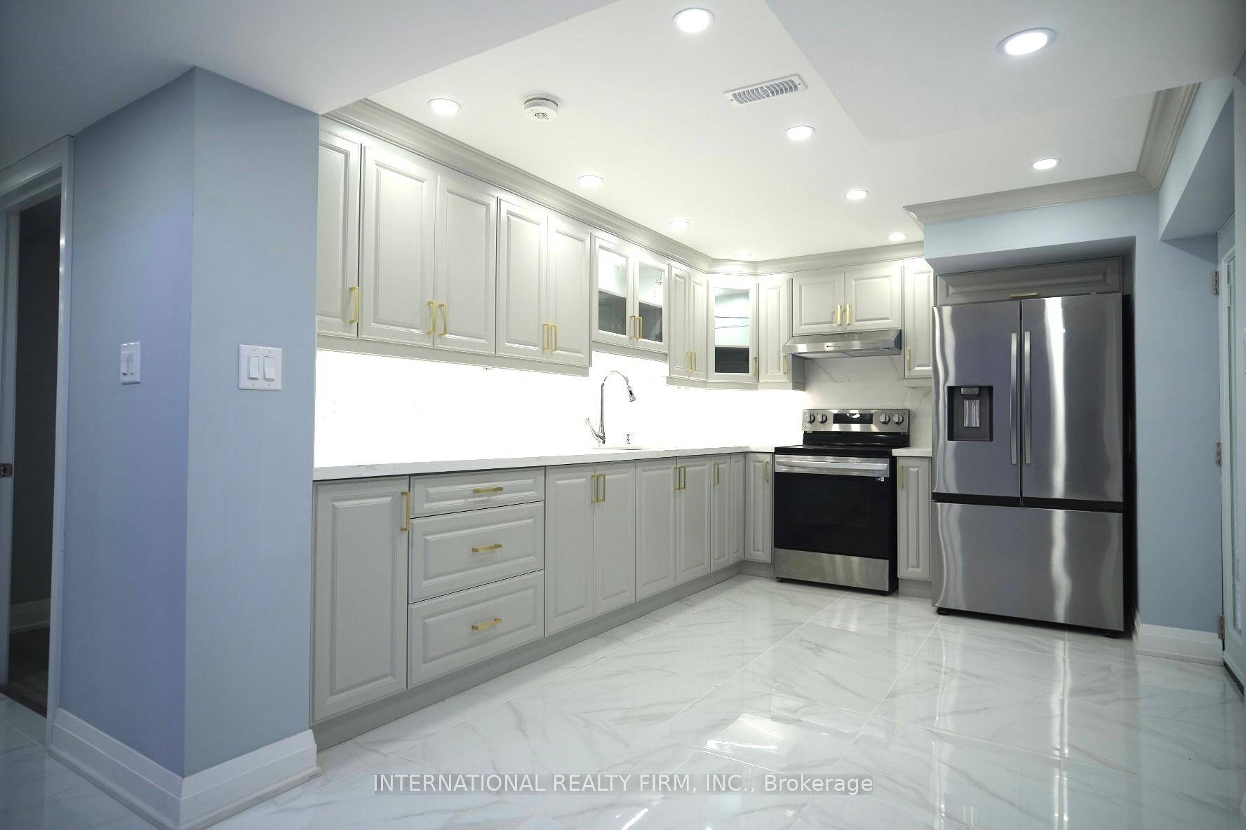 Brand new walk out basement for rent in Thorold, located close to Niagara Falls, Brock University and College.