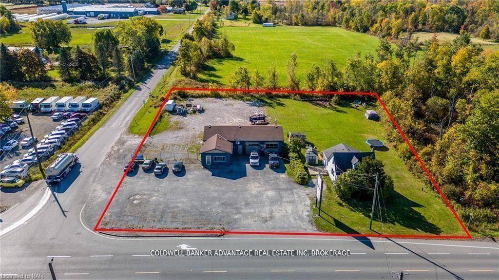 Great opportunity with this commercial rural property in high traffic section of Hwy 20 !