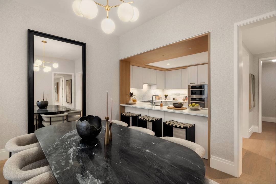 Residence 17B is a gracious 2, 424 square foot, 3 bedroom, 3.