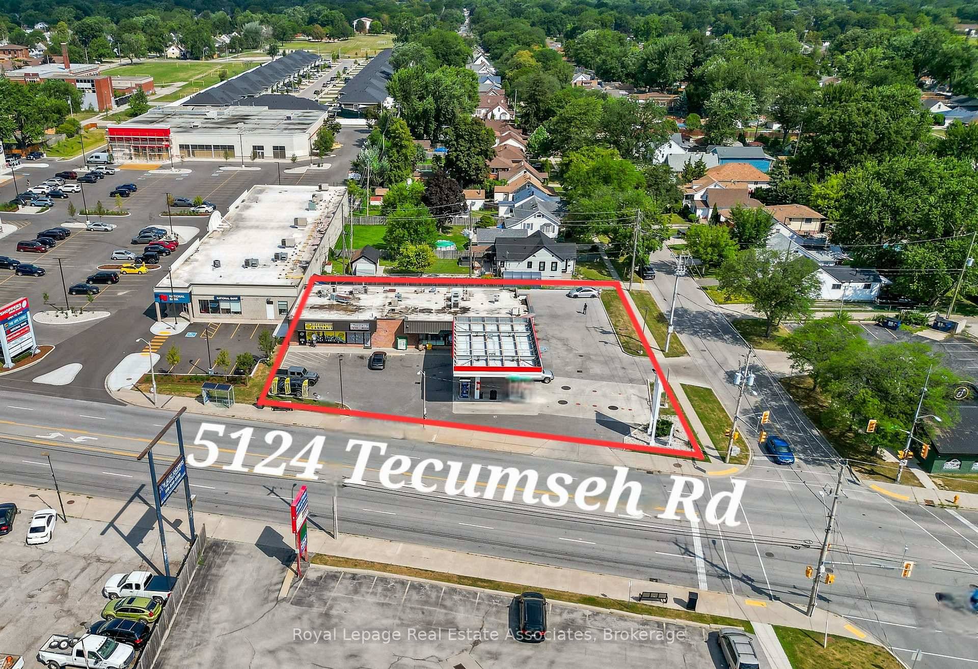 Prime Multi Unit Commercial Property Fully Tenanted amp ; High Exposure Corner.
